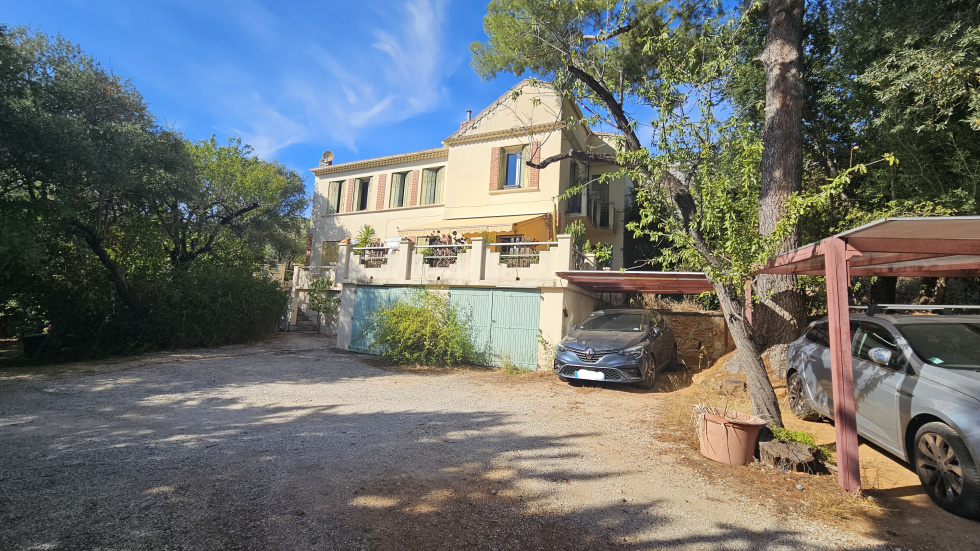 Vente Maison 200m² 10 Pièces à Toulon (83000) - Agence De La Cote